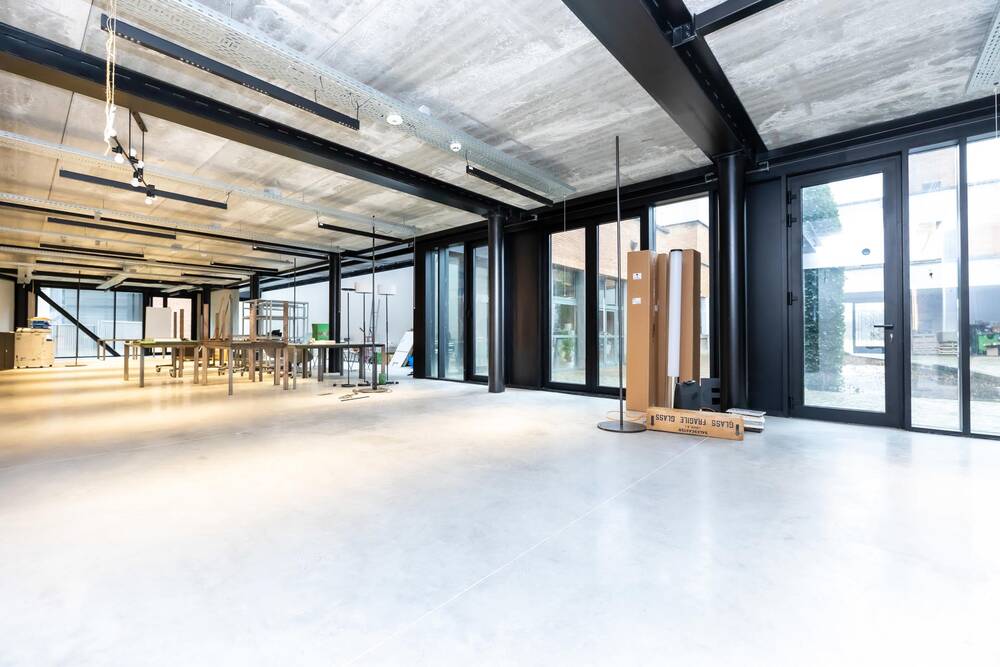 Handelszaak te huur in Vorst 1190 6375.00€ slaapkamers 340.00m² - Zoekertje 11586