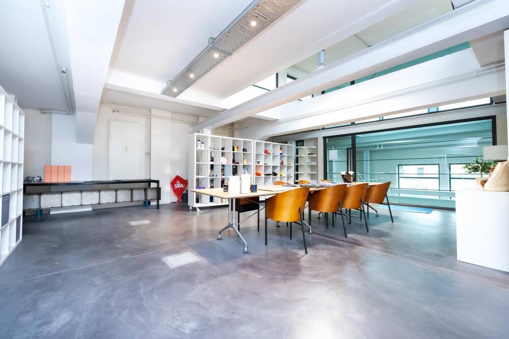 Handelszaak te huur in Vorst 1190 5560.00€ slaapkamers 351.00m² - Zoekertje 10498