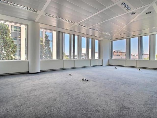 Handelszaak te huur in Sint-Lambrechts-Woluwe 1200 7300.00€ 0 slaapkamers m² - Zoekertje 10793