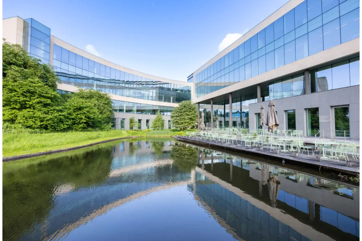 Commerce à louer à Anderlecht 1070 8750.00€  chambres 623.00m² - annonce 11850