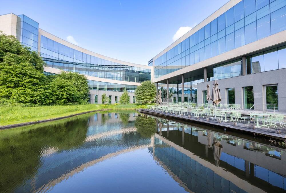 Handelszaak te huur in Anderlecht 1070 8750.00€ slaapkamers 623.00m² - Zoekertje 11850