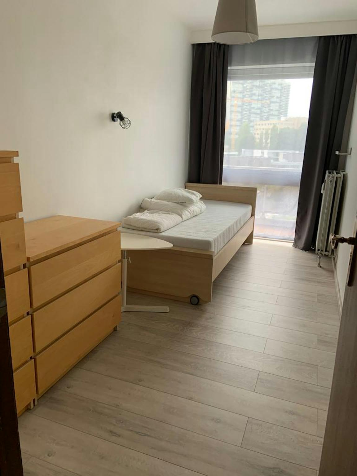 Appartement à louer à Molenbeek-Saint-Jean 1080 720.00€ 1 chambres 140.00m² - annonce 540855