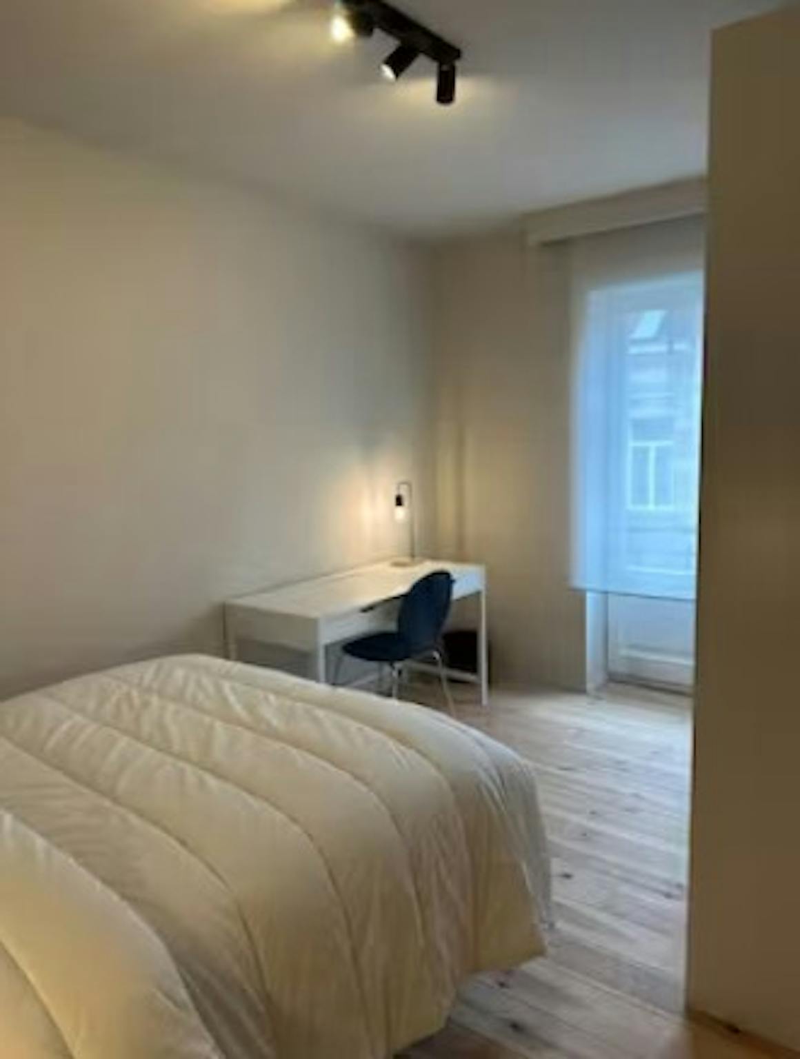 Appartement te  huur in Sint-Lambrechts-Woluwe 1200 640.00€ 1 slaapkamers 230.00m² - Zoekertje 1387877