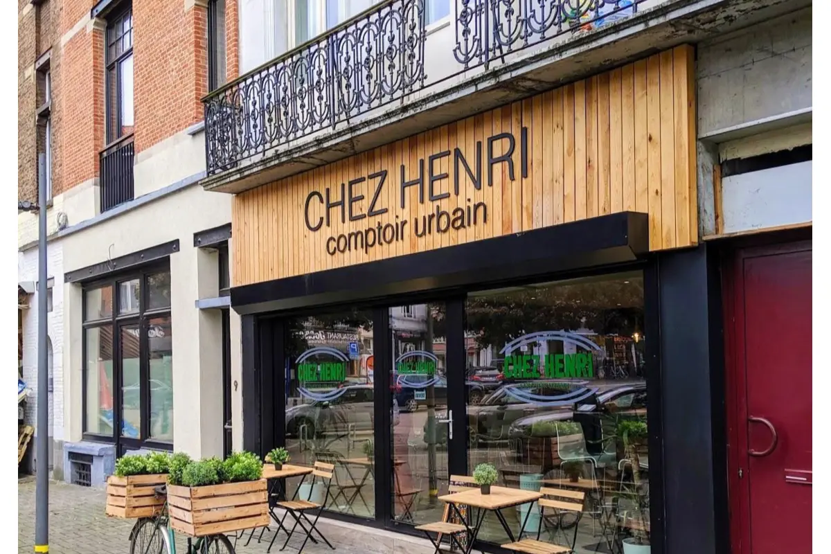 Handelszaak te  koop in Etterbeek 1040 50000.00€  slaapkamers 77.00m² - Zoekertje 16258