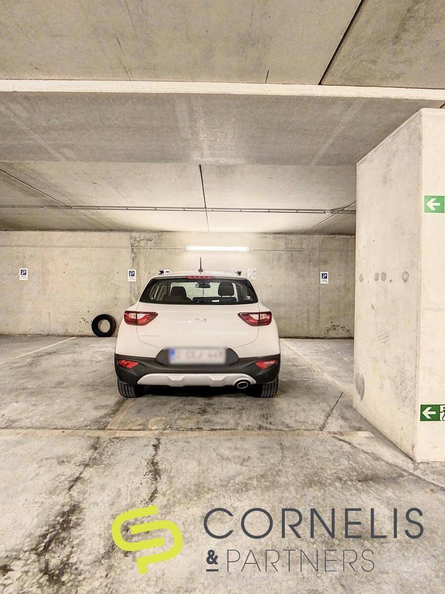 Parking / garage à vendre à Bruxelles 1000 30000.00€ chambres m² - annonce 16341