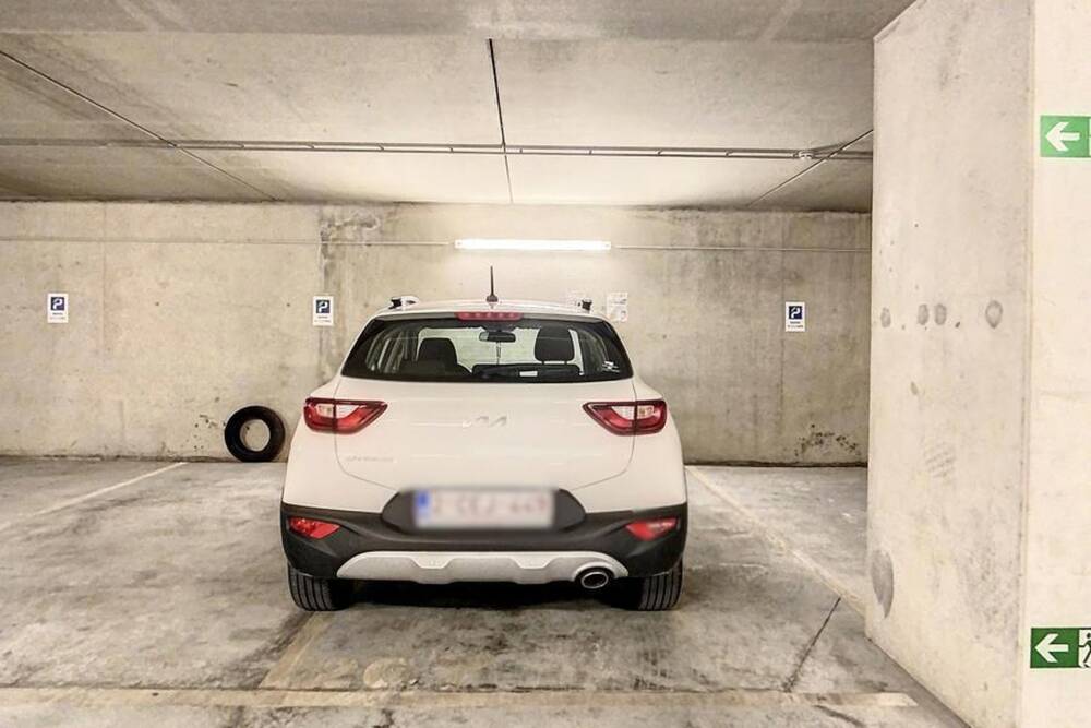 Parking te  koop in Brussel 1000 30000.00€  slaapkamers m² - Zoekertje 1093367