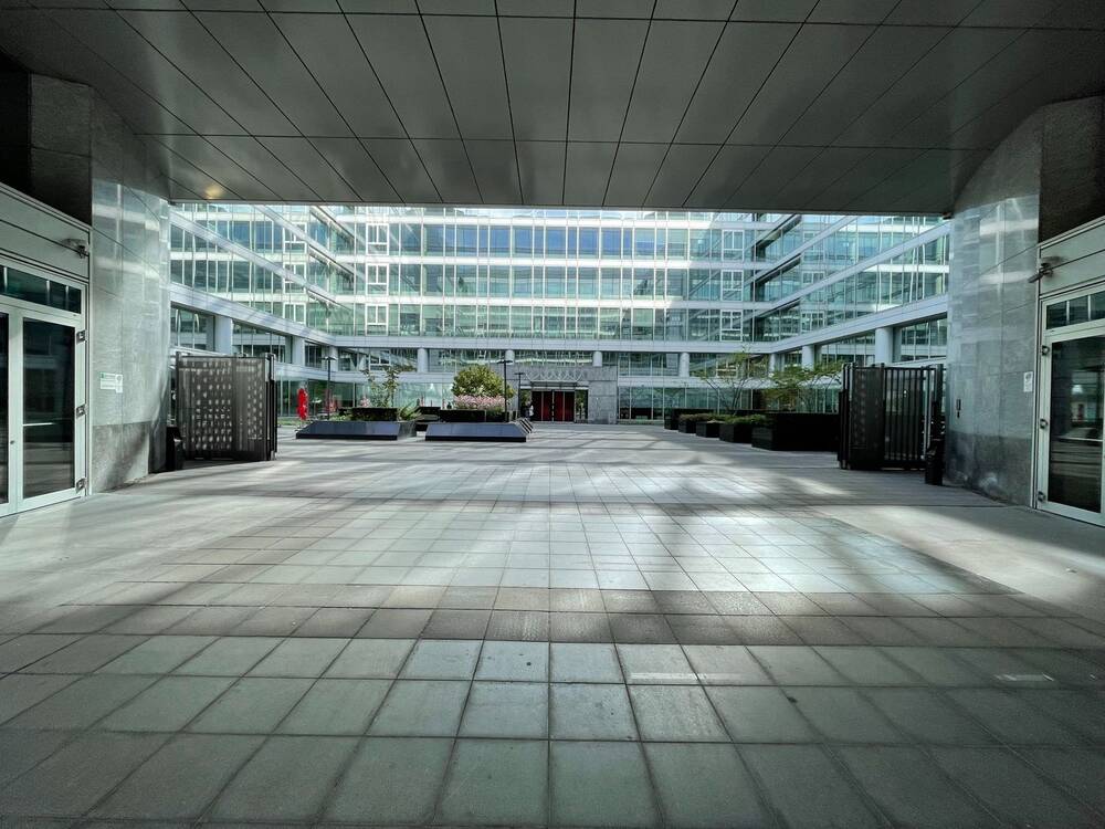 Handelszaak te huur in Schaarbeek 1030 21601.00€ slaapkamers 1994.00m² - Zoekertje 15702