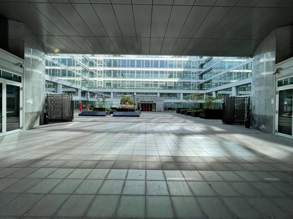 Handelszaak te huur in Schaarbeek 1030 21601.00€ slaapkamers 1994.00m² - Zoekertje 15702