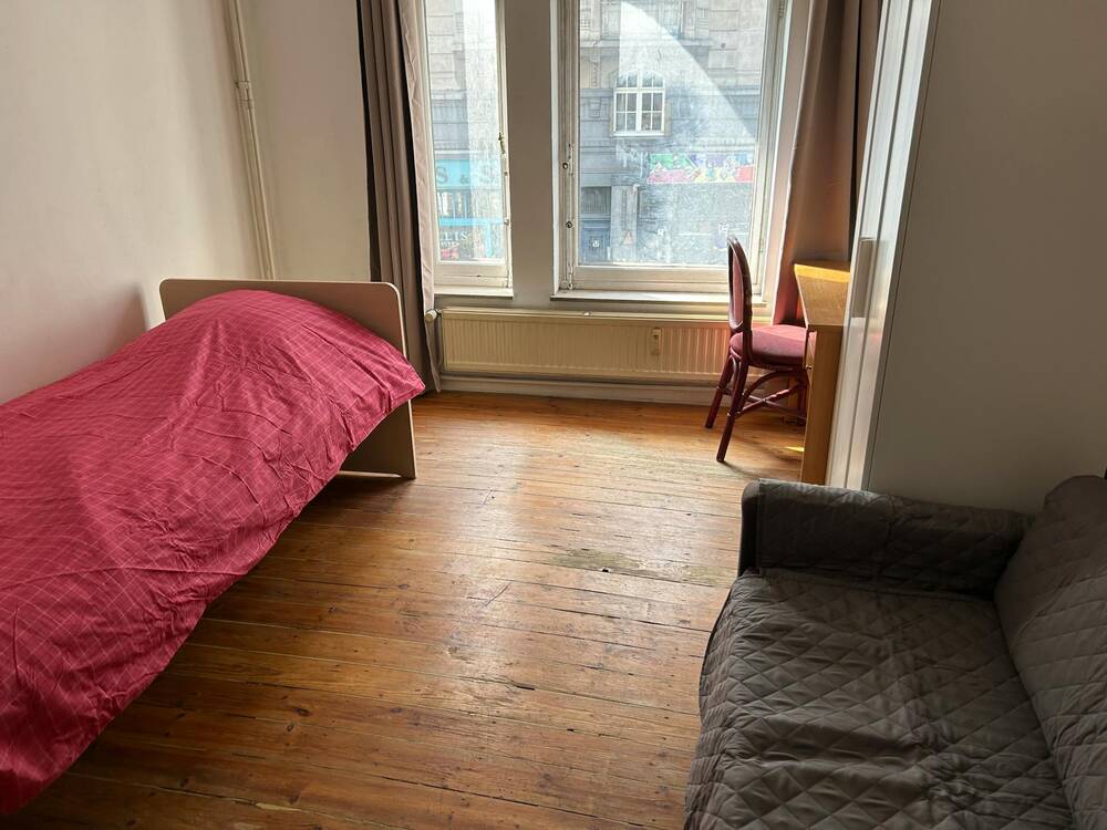 Appartement te  huur in Brussel 1000 495.00€ 1 slaapkamers 200.00m² - Zoekertje 185129