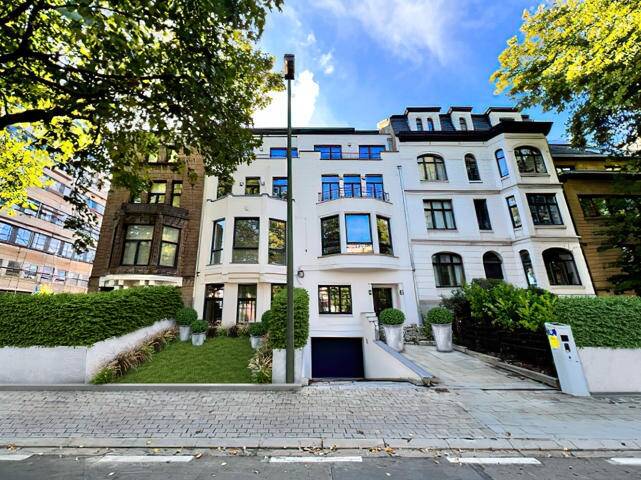 Benedenverdieping te koop in Etterbeek 1040 839000.00€ 3 slaapkamers m² - Zoekertje 16657