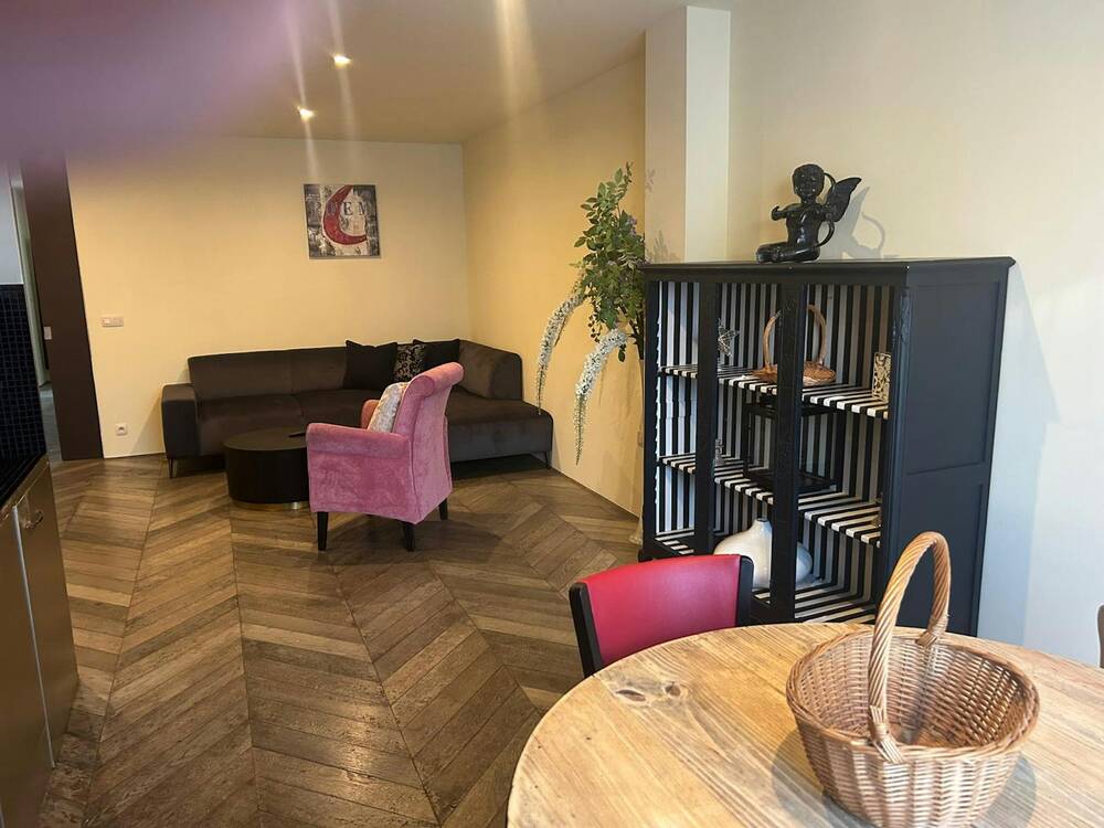 Appartement à louer à Etterbeek 1040 1250.00€ 1 chambres 75.00m² - annonce 682536