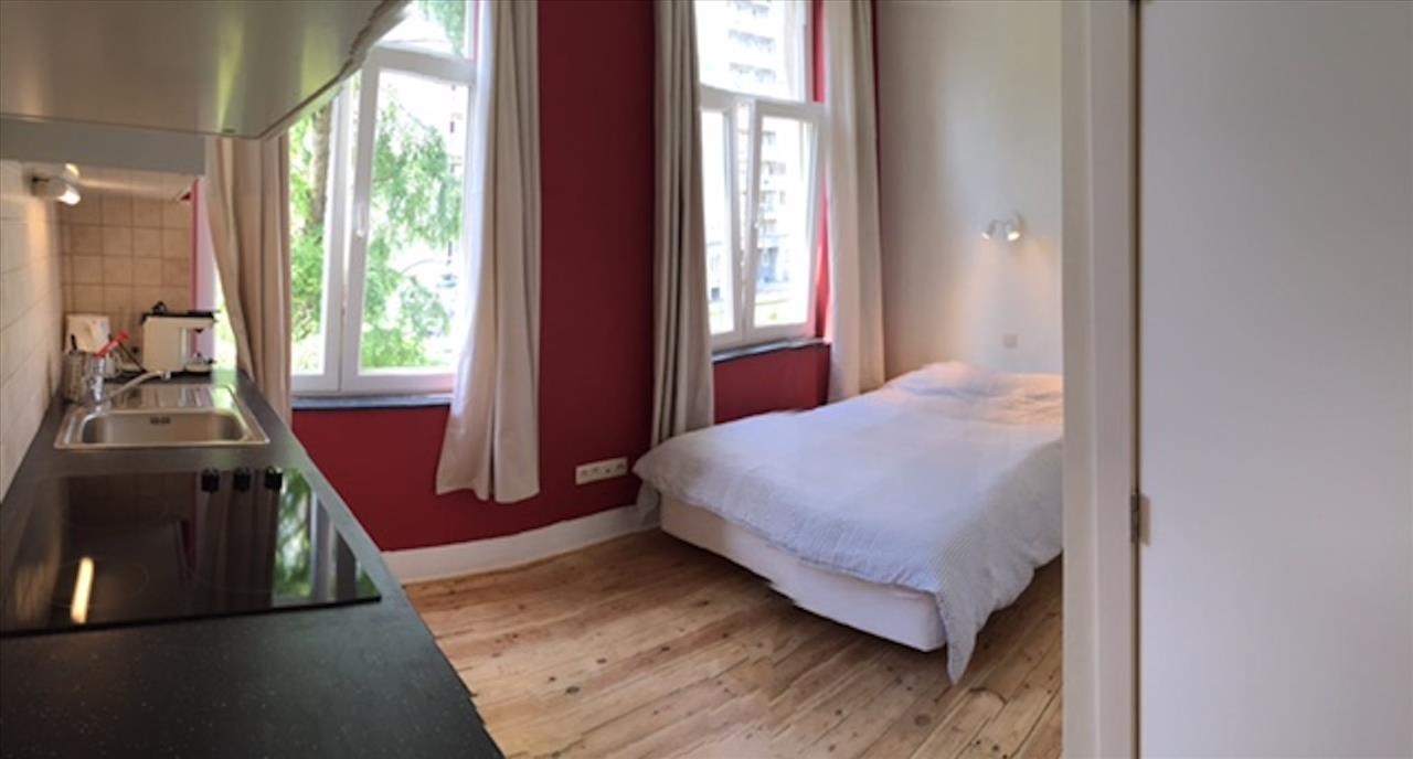 Huis te  huur in Brussel 1000 800.00€ 0 slaapkamers m² - Zoekertje 1370117