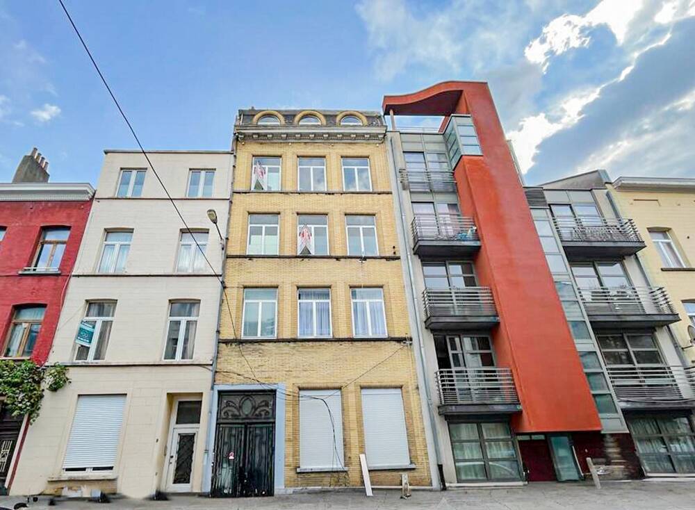 Mixgebouw te koop in Anderlecht 1070 650000.00€ 6 slaapkamers 431.00m² - Zoekertje 19450