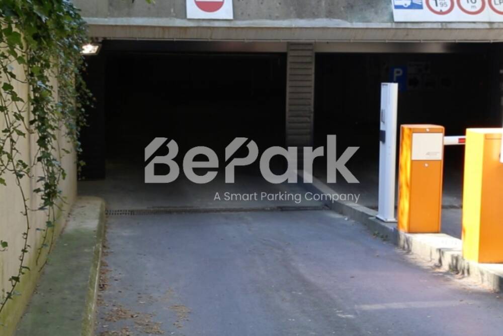 Parking & garage te  huur in Watermaal-Bosvoorde 1170 115.00€ 0 slaapkamers m² - Zoekertje 1162941