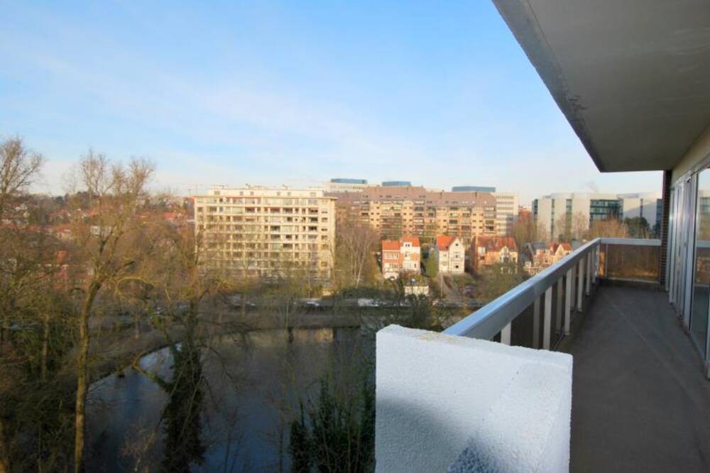 Appartement te  koop in Watermaal-Bosvoorde 1170 385000.00€ 2 slaapkamers 100.00m² - Zoekertje 1194032