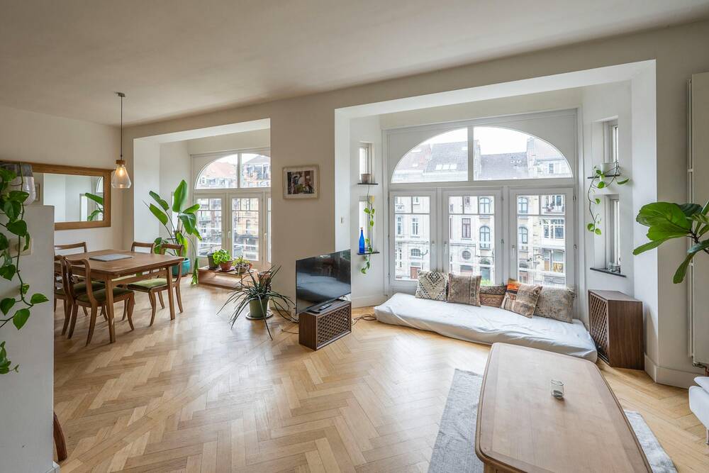Appartement te huur in Schaarbeek 1030 1760.00€ 2 slaapkamers 117.00m² - Zoekertje 86840