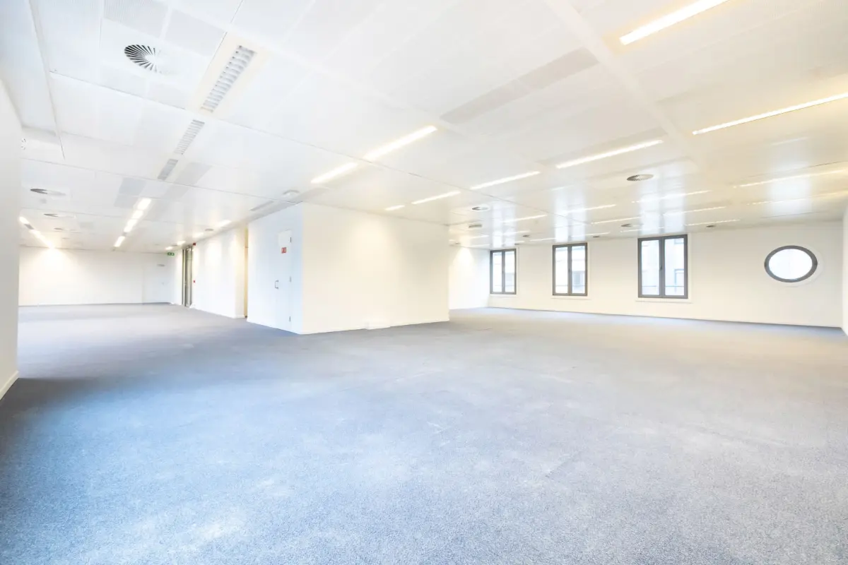 Handelszaak te  huur in Sint-Joost-ten-Node 1210 3605.00€  slaapkamers 310.00m² - Zoekertje 22691