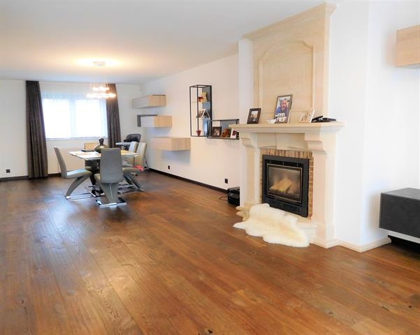 Huis te  in Strombeek-Bever 1853 580000.00€ 4 slaapkamers 270.00m² - Zoekertje 24047