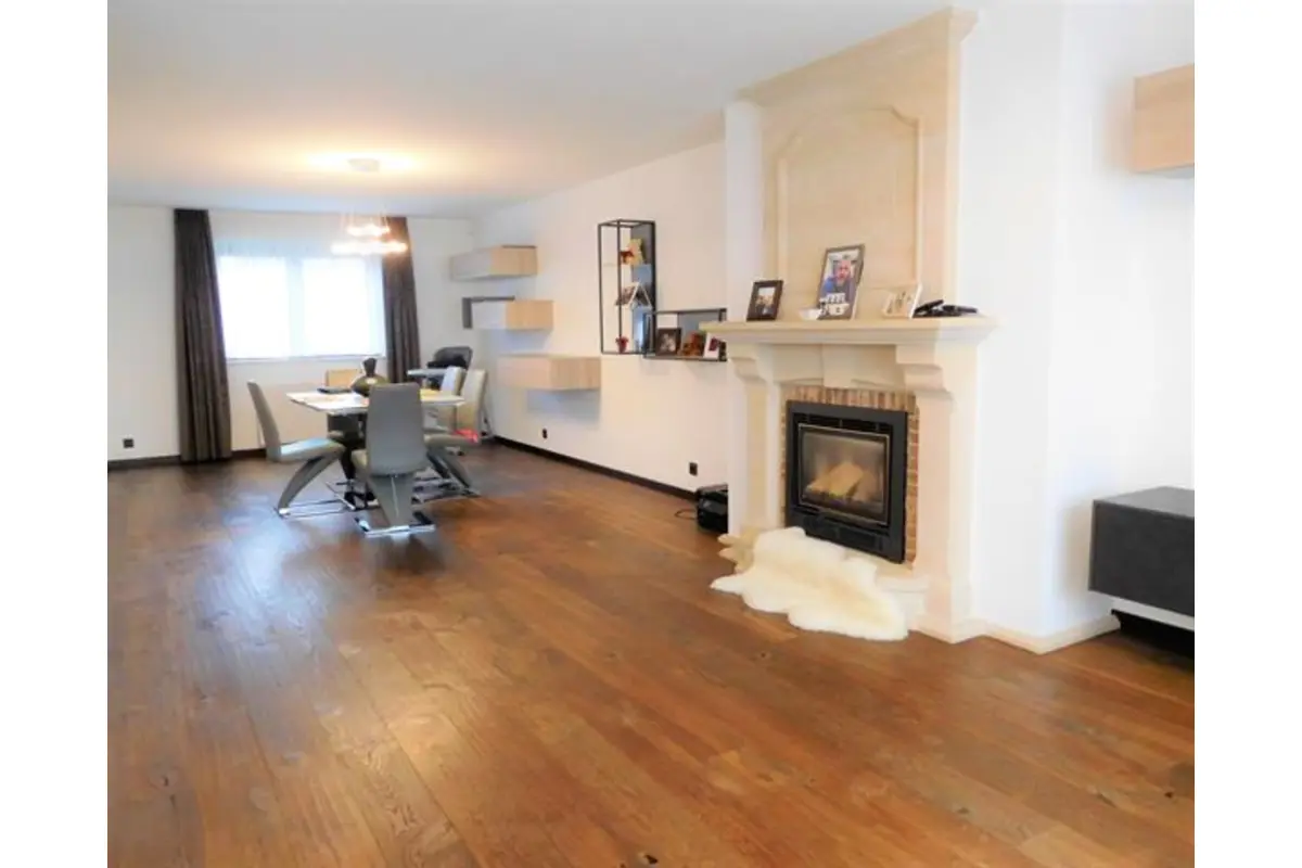 Huis te  in Strombeek-Bever 1853 580000.00€ 4 slaapkamers 270.00m² - Zoekertje 24047