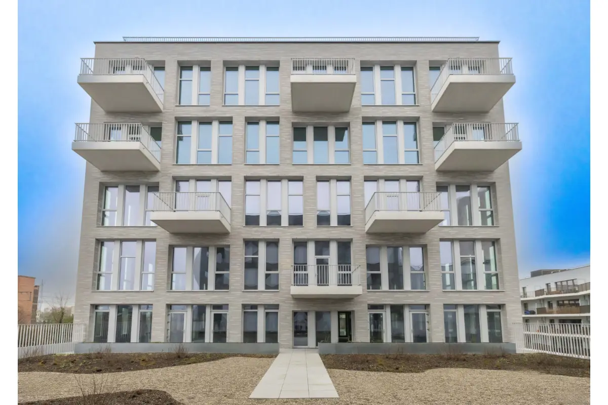 Commerce à vendre à Anderlecht 1070 409353.00€  chambres 194.00m² - annonce 23896