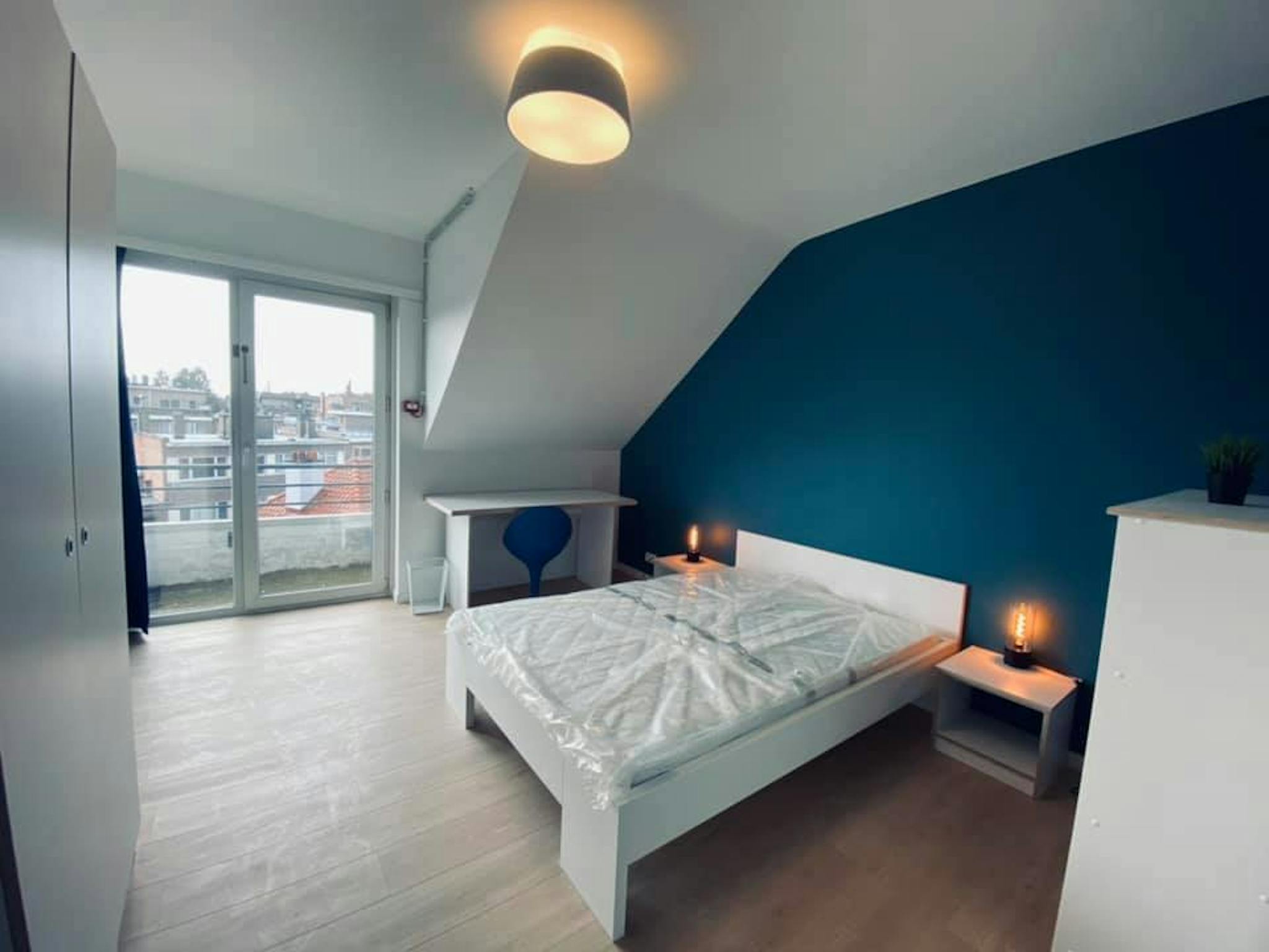 Appartement te  huur in Sint-Lambrechts-Woluwe 1200 700.00€ 1 slaapkamers m² - Zoekertje 87058