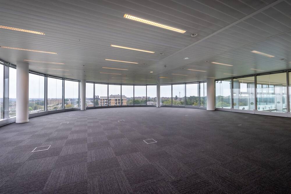 Handelszaak te huur in Evere 1140 3940.00€ slaapkamers 394.00m² - Zoekertje 26102