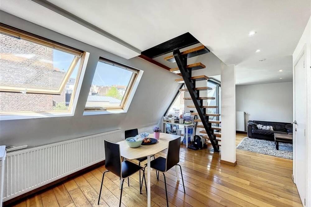 Immeuble de rapport - Immeuble à appartement à vendre à Bruxelles 1000 799000.00€ 5 chambres 220.00m² - annonce 1240725