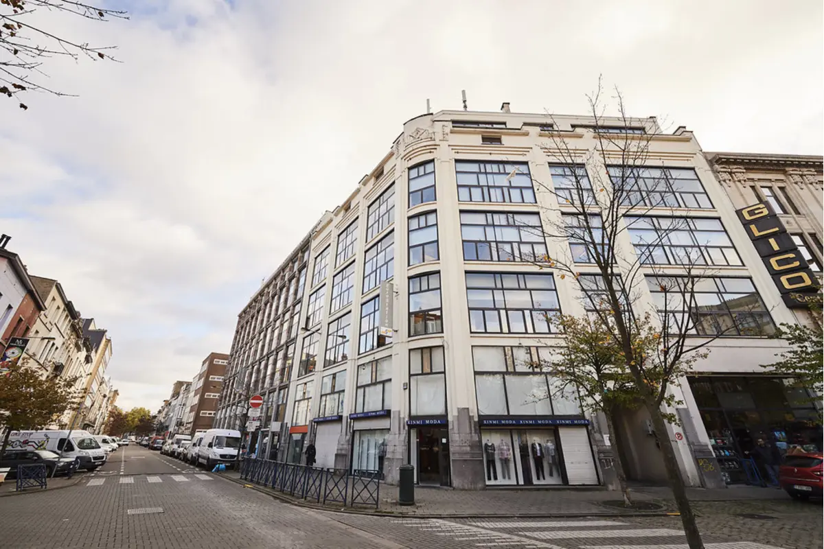 Handelszaak te  huur in Anderlecht 1070 8160.00€  slaapkamers 816.00m² - Zoekertje 26538
