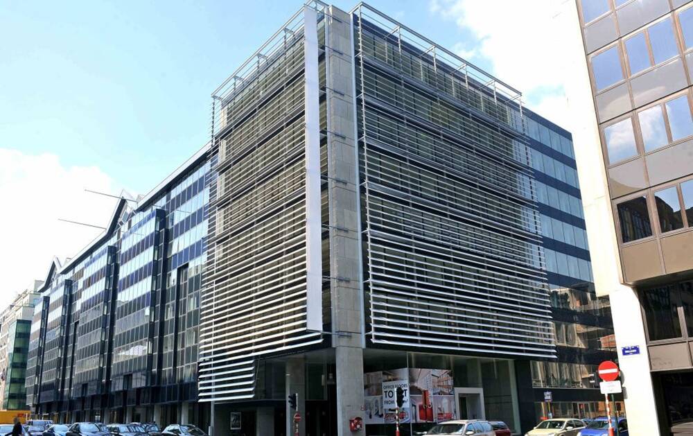 Commerce à louer à Etterbeek 1040 3750.00€ chambres 200.00m² - annonce 26420