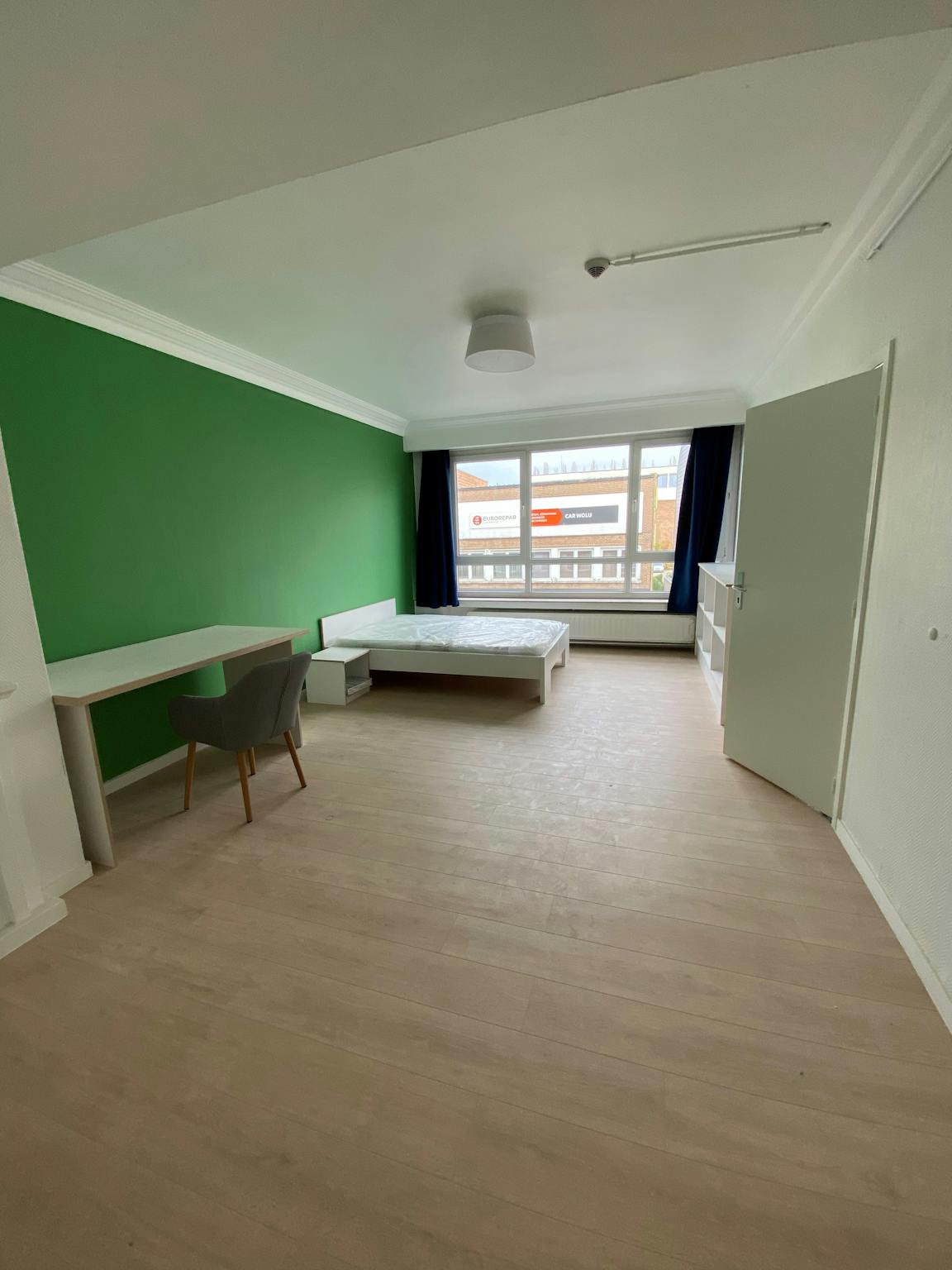 Appartement te  huur in Sint-Lambrechts-Woluwe 1200 720.00€ 1 slaapkamers 400.00m² - Zoekertje 87100