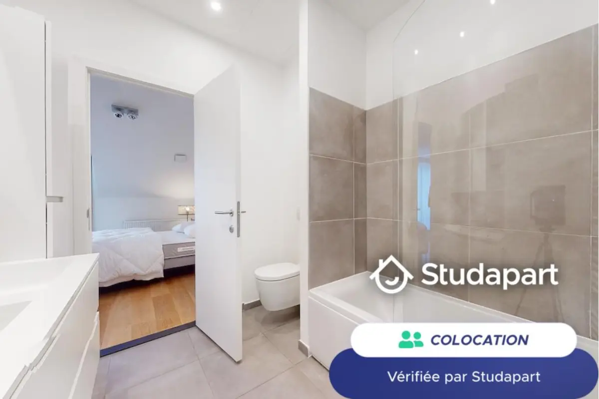 Kot te  huur in Brussel 1000 2100.00€ 1 slaapkamers 79.00m² - Zoekertje 33431