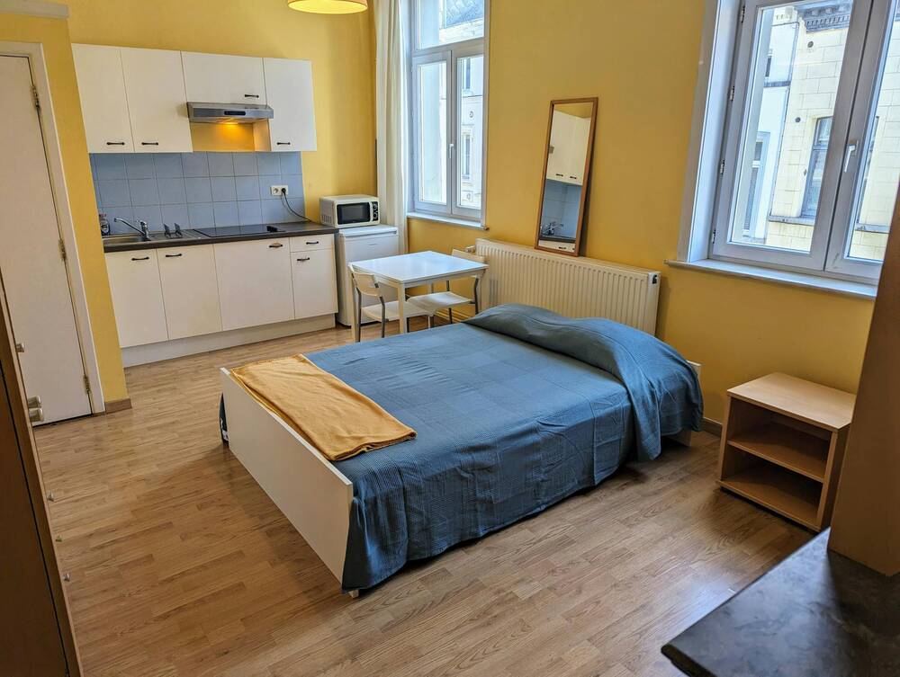 Appartement te  huur in Sint-Joost-ten-Node 1210 830.00€ 0 slaapkamers 30.00m² - Zoekertje 1299991