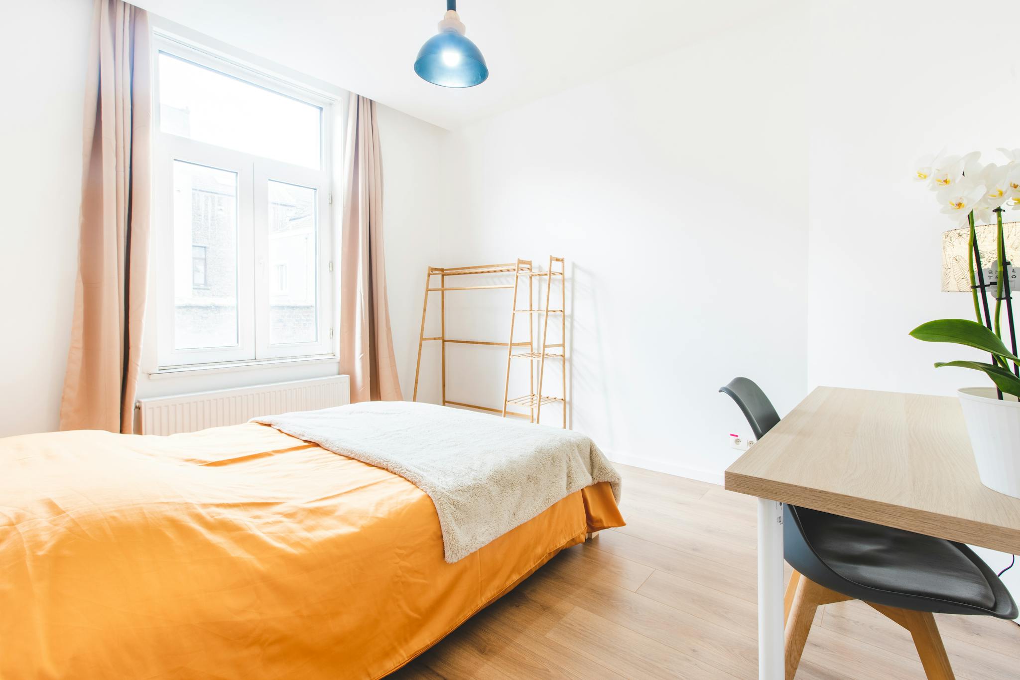 Appartement te  huur in Sint-Joost-ten-Node 1210 500.00€ 1 slaapkamers 374.00m² - Zoekertje 1307646