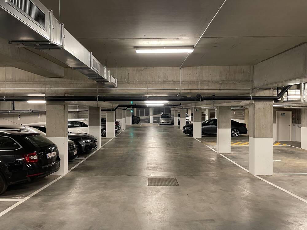 Parking & garage te  koop in Anderlecht 1070 92700.00€  slaapkamers 12.50m² - Zoekertje 1309002