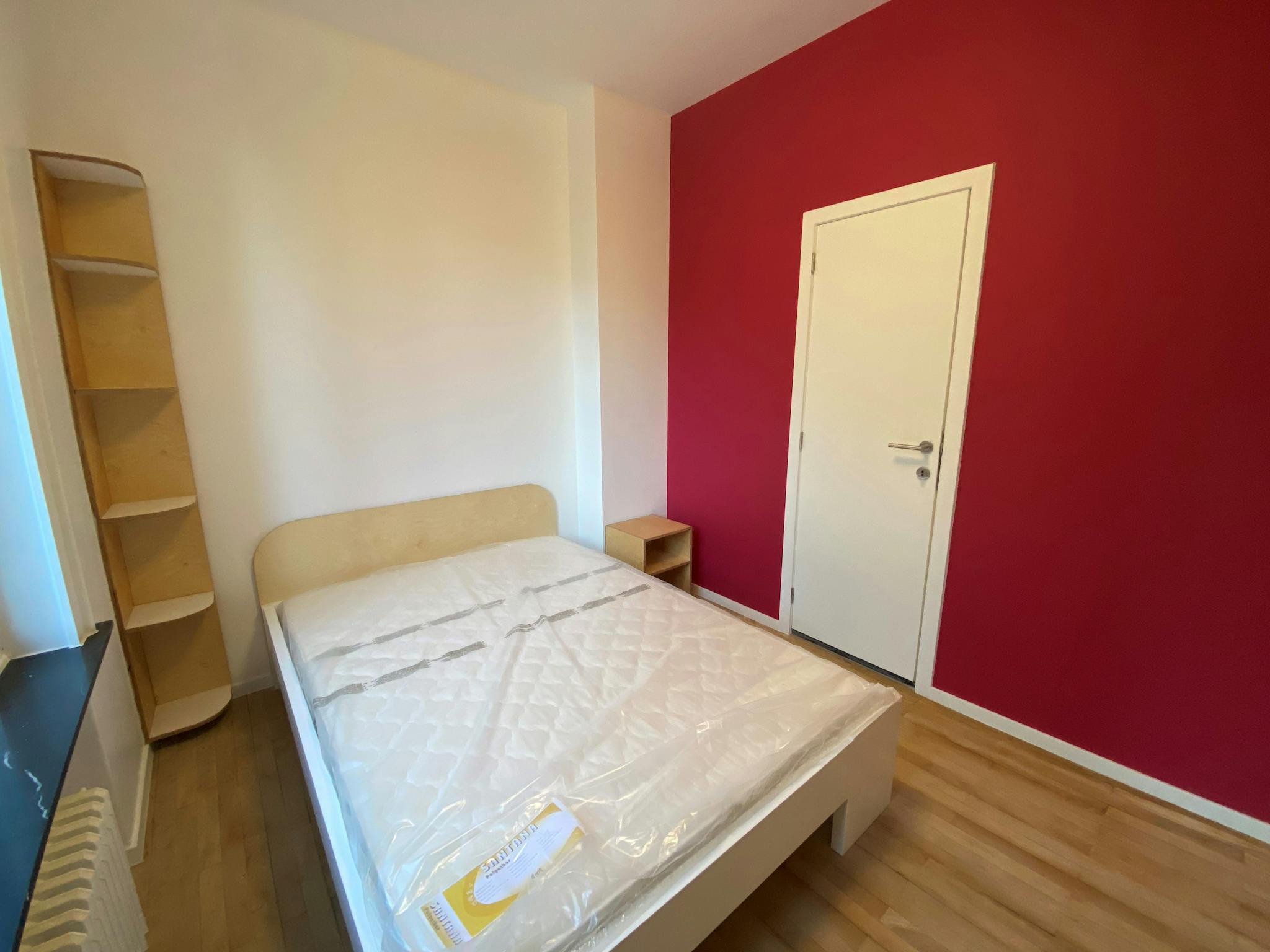 Appartement te  huur in Ukkel 1180 710.00€ 1 slaapkamers m² - Zoekertje 87476