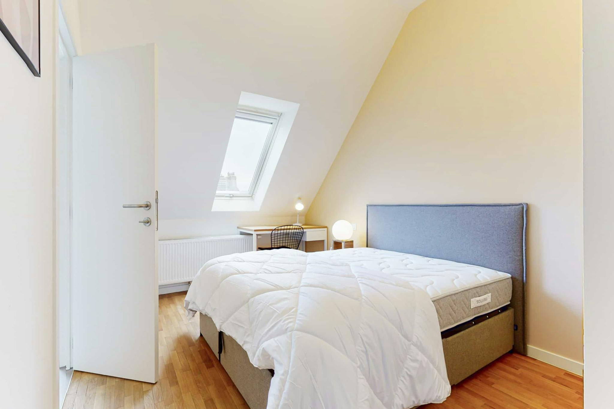 Appartement te  huur in Brussel 1000 1024.00€ 1 slaapkamers 12.00m² - Zoekertje 690984
