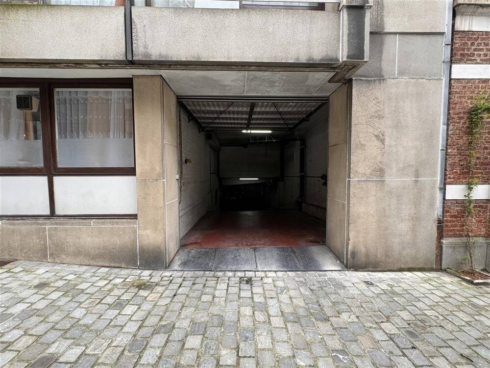 Parking te  koop in Brussel 1000 22000.00€  slaapkamers m² - Zoekertje 1320609
