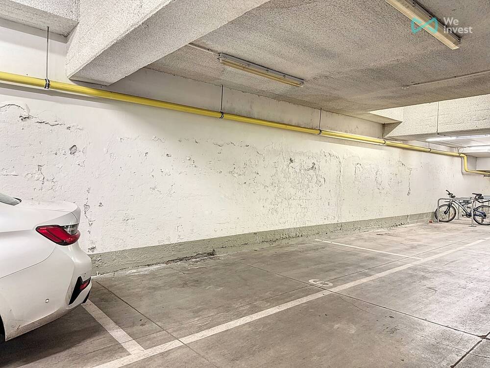 Parking / garage à louer à Bruxelles 1000 100.00€  chambres 14.00m² - annonce 1325941