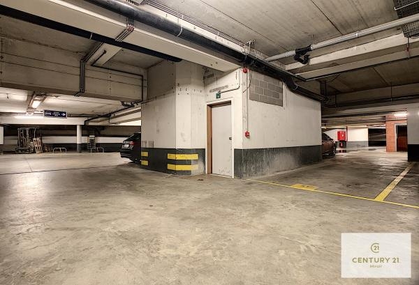 Parking / garage à louer à Woluwe-Saint-Lambert 1200 80.00€  chambres 12.00m² - annonce 1333465