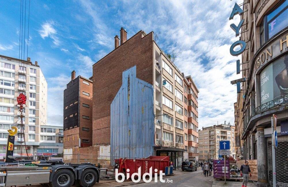 Appartement te  koop in Sint-Joost-ten-Node 1210 95000.00€ 2 slaapkamers m² - Zoekertje 1336974