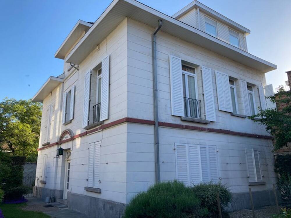 Huis te  koop in Laken 1020 760000.00€ 6 slaapkamers 285.00m² - Zoekertje 1350100
