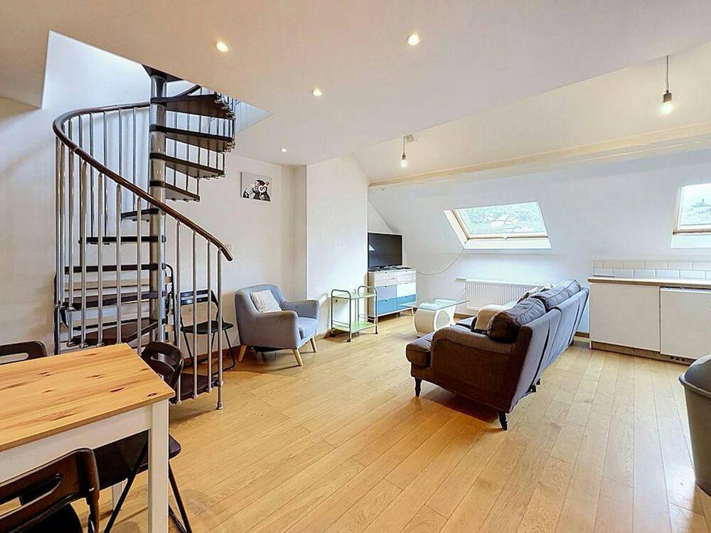 Appartement te  huur in Ukkel 1180 1685.00€ 1 slaapkamers 85.00m² - Zoekertje 87656