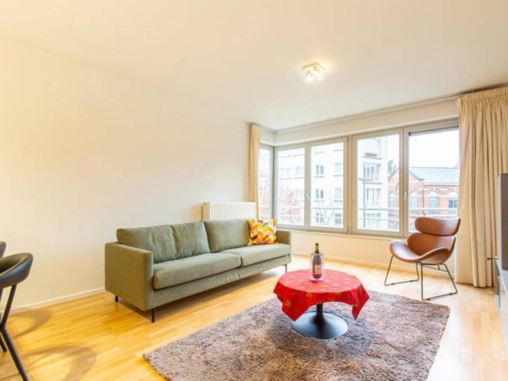 Appartement à  à Etterbeek 1040 1800.00€ 3 chambres 93.00m² - annonce 1352081