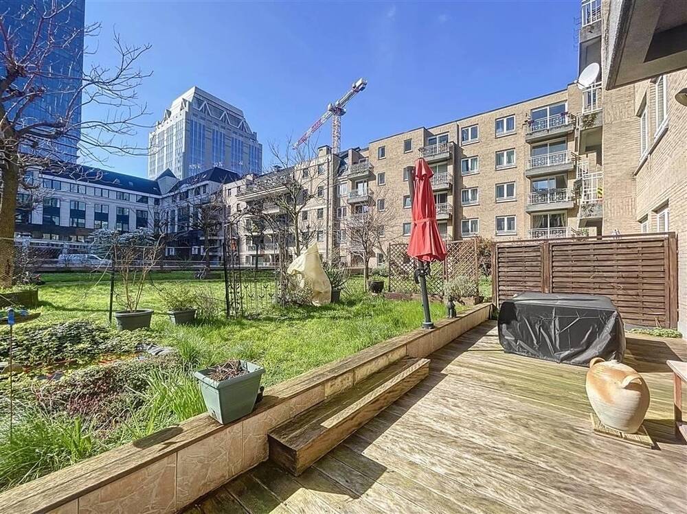 Appartement te  koop in Sint-Joost-ten-Node 1210 365000.00€ 2 slaapkamers 80.00m² - Zoekertje 1350101