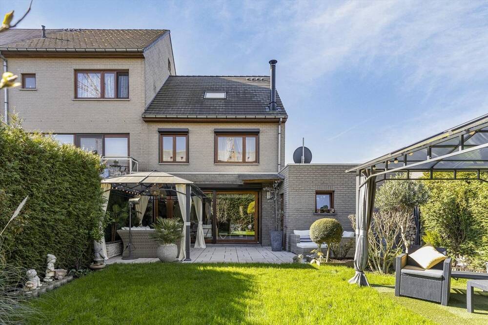 Huis te  koop in Anderlecht 1070 549000.00€ 5 slaapkamers 288.00m² - Zoekertje 1351532