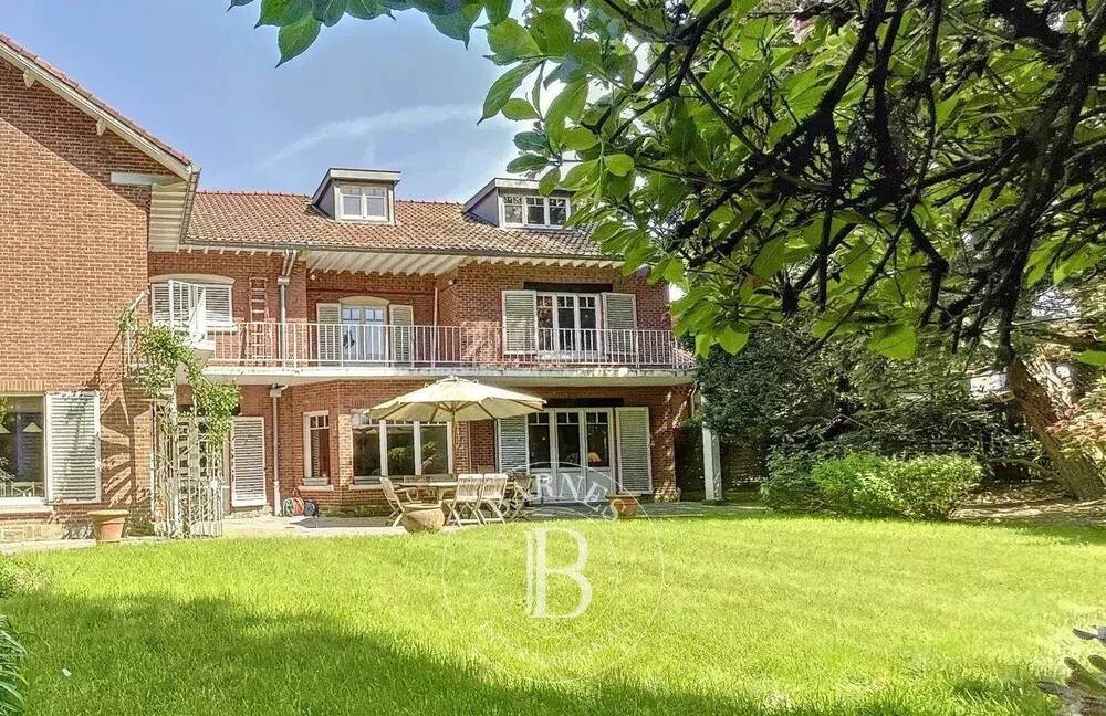 Villa à vendre à Uccle 1180 1675000.00€ 5 chambres 360.00m² - annonce 1356319