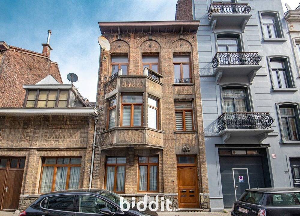Immeuble de rapport - Immeuble à appartement à vendre à Laeken 1020 325000.00€ 5 chambres m² - annonce 1355345