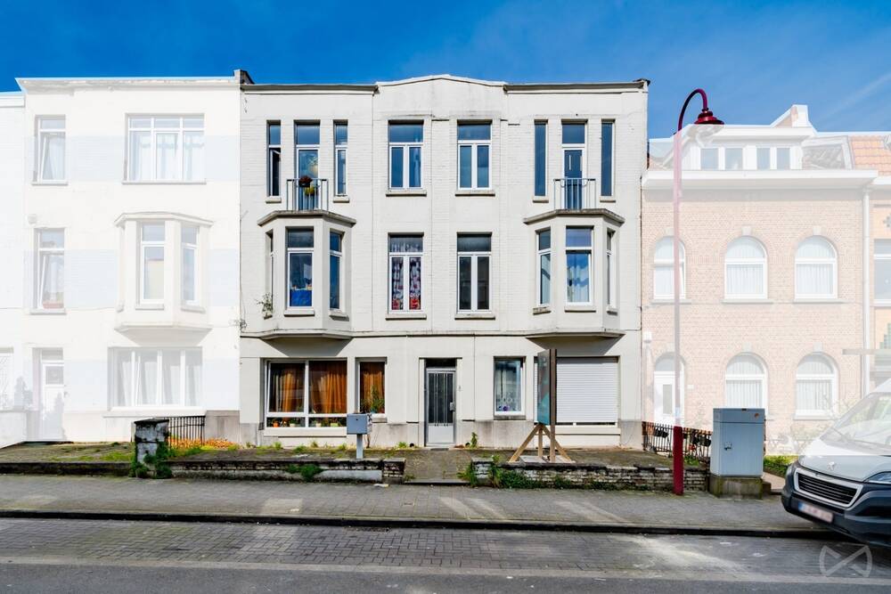 Appartement te  koop in Sint-Jans-Molenbeek 1080 199000.00€ 1 slaapkamers 66.00m² - Zoekertje 1358675