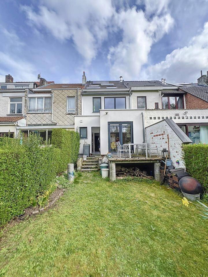 Huis te  koop in Neder-Over-Heembeek 1120 459000.00€ 4 slaapkamers 155.00m² - Zoekertje 1359844