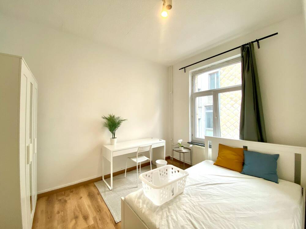 Appartement te  huur in Sint-Joost-ten-Node 1210 600.00€ 1 slaapkamers 200.00m² - Zoekertje 1384374